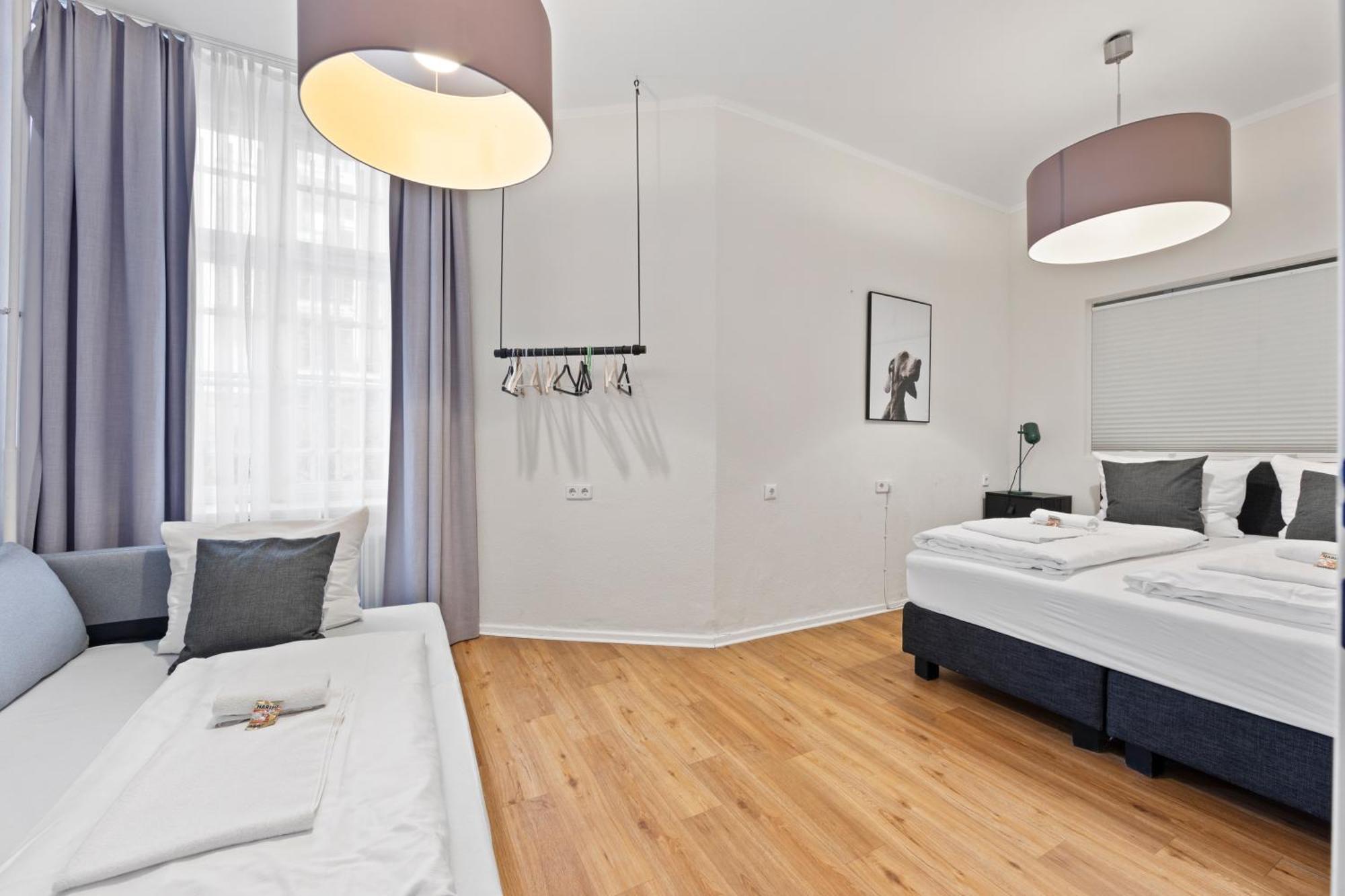 Primeflats - Big Family Apartment Schoeneberg Berlim Exterior foto